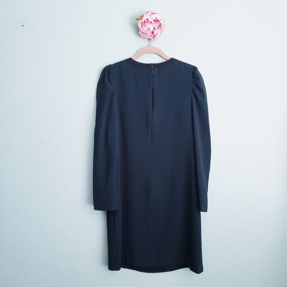 Cece Puff Sleeve Tie Neck Dress in spruce green - Picture 3 of 8